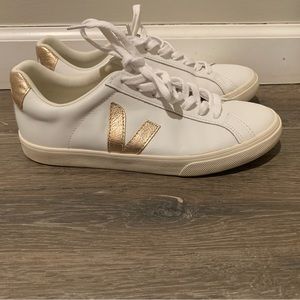 Women’s Veja Sneakers